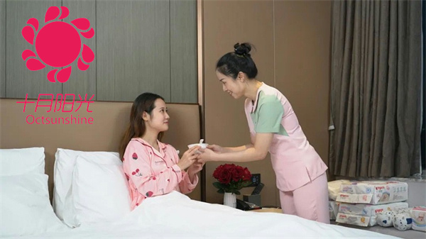 请月嫂的好处和坏处 - 月嫂到底有没有必要请吗？(图1)