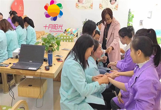 选育婴师培训机构，这5点不看清楚容易吃亏(图1)